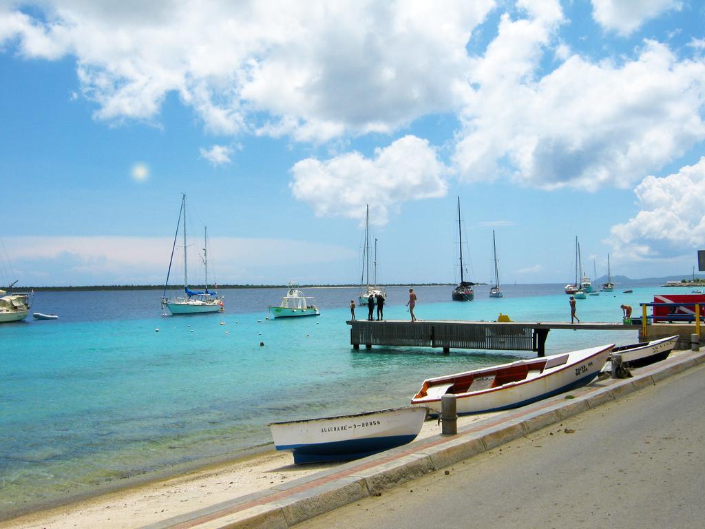 Bonaire Seaside Apartments Eksteriør billede